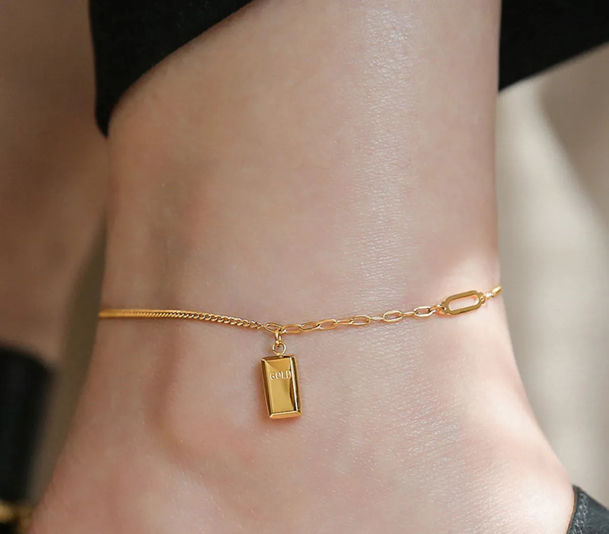 Gold Bar Anklet – 18K Gold Plated Titanium & 304 Stainless Steel Charm