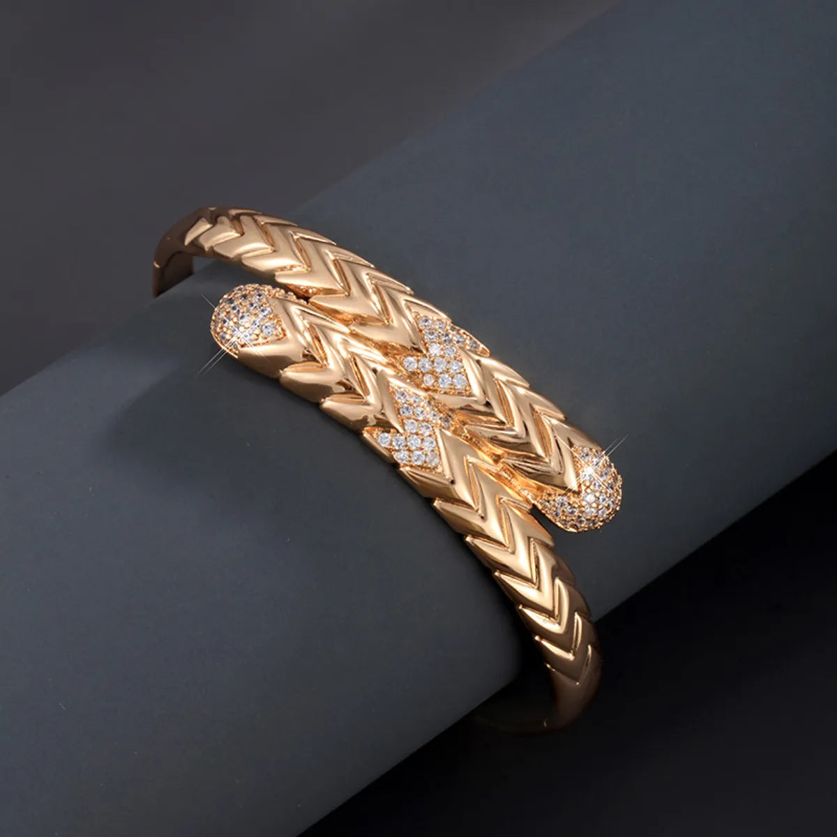 Retro Chevron Snake Bangle – 18K Gold Plated with Sparkling Gems