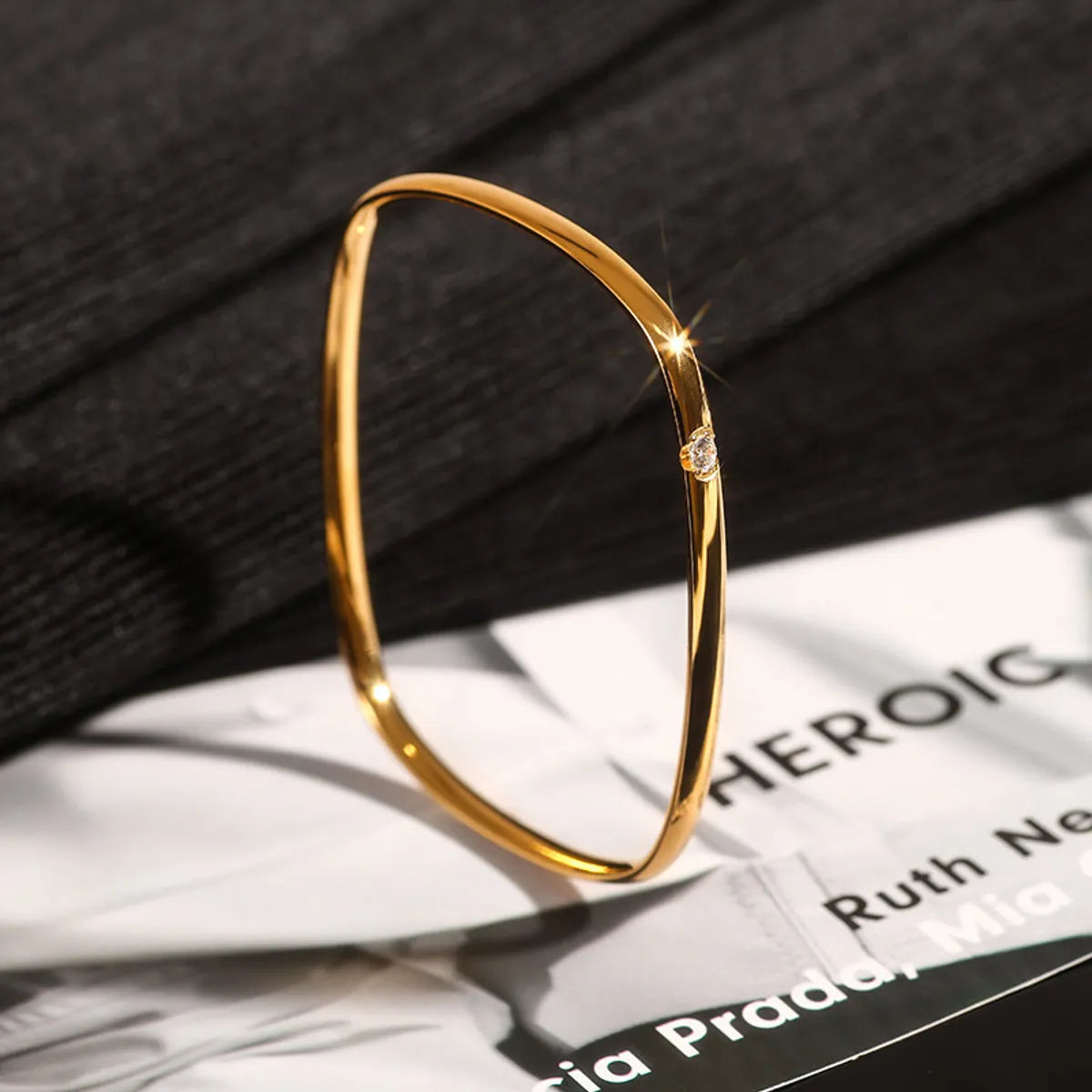 Lady Geometric Titanium Steel Plating Zircon Bangle - Elegant & Trendy (1 Piece)