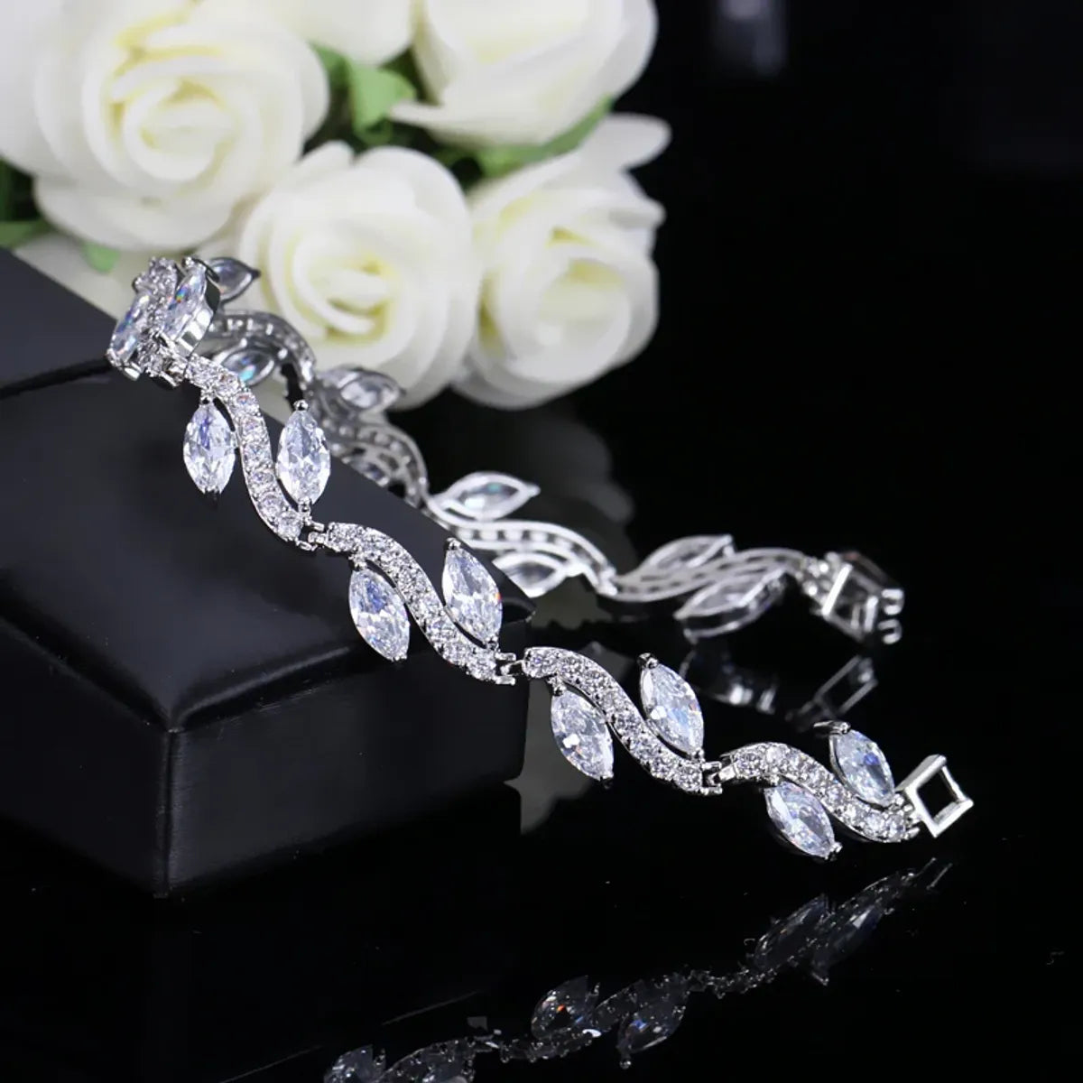 Elegant Glam Leaf Design Copper Bracelet with Zircon Inlay – White Gold Plated