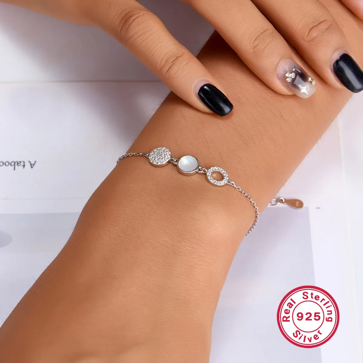 Elegant 925 Sterling Silver Shell & Zircon Bracelet – White Gold Plated