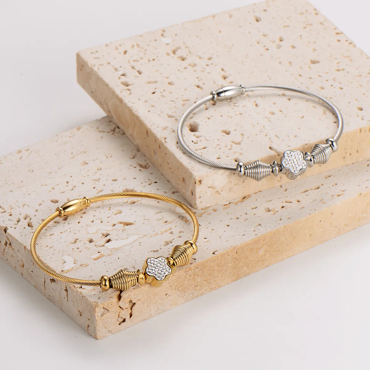 Elegant Parthenocissus Flower Bangle – 18K Gold Plated 304 Stainless Steel | Dariya Jewelry