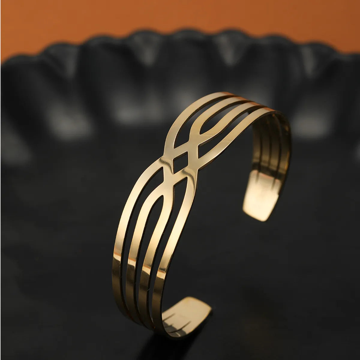 Gold Criss Cross Rhombus Cuff Bangle – Stainless Steel Elegance