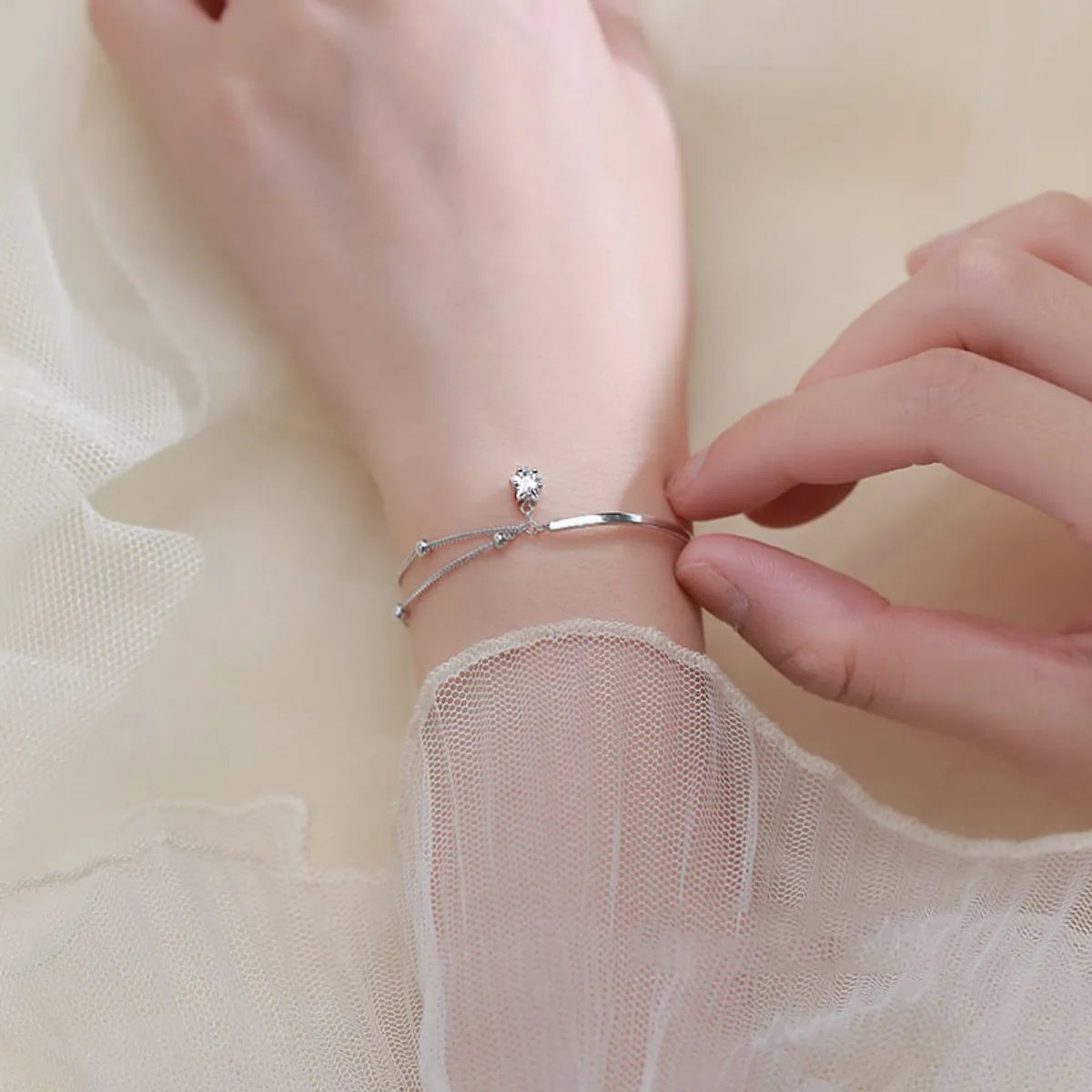 Elegant Star Charm Sterling Silver Zircon Bracelet for Women – BDIY80