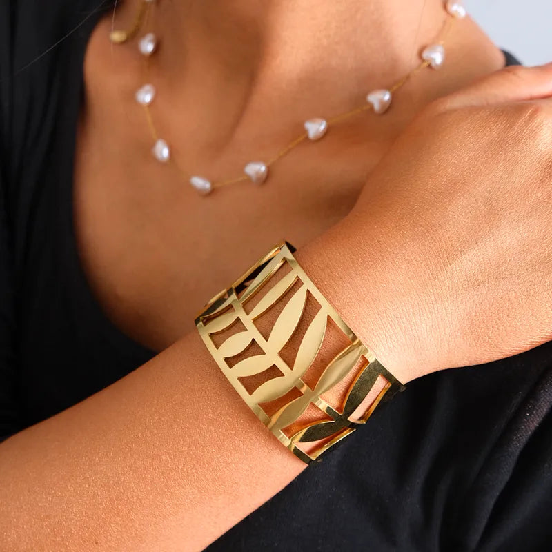 Bold Leaf Cutout Cuff – 14K Gold Plated Stainless Steel Bangle | Dariya Jewelry