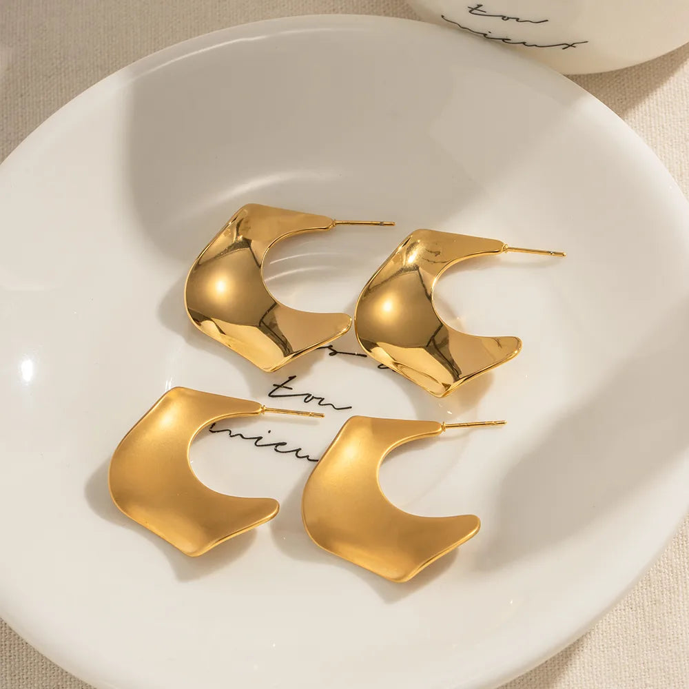 Sculptural 18K Gold Plated Stainless Steel Earrings – Modern Minimalist | Dariya Jewelry