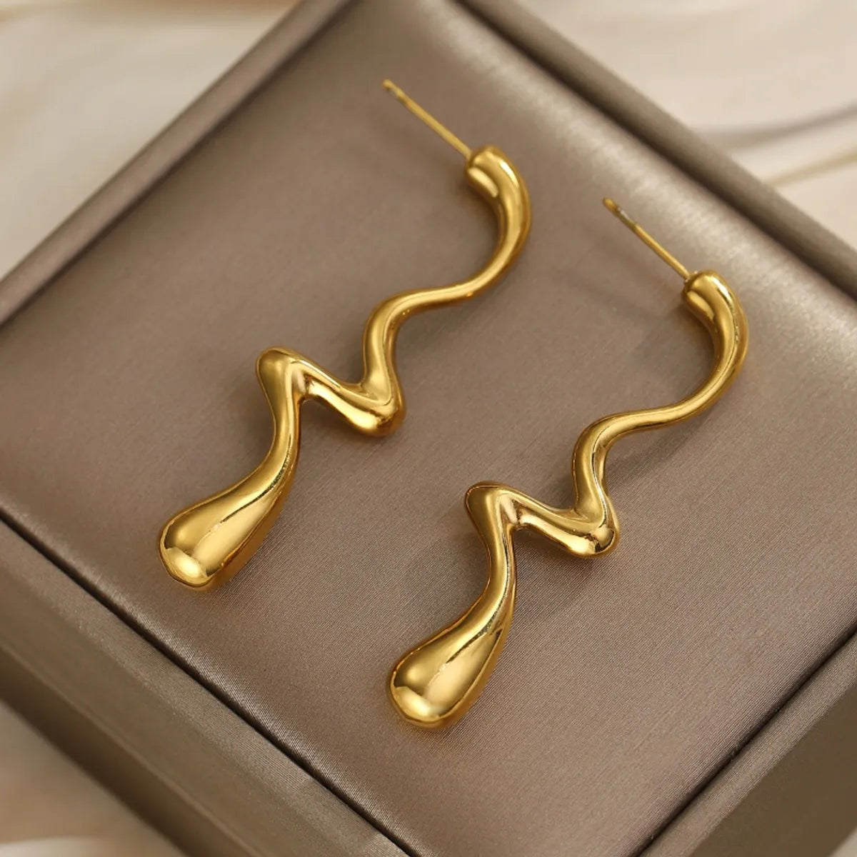 Retro Irregular 18K Gold Plated 304 Stainless Steel Drop Earrings | Dariya Jewelry