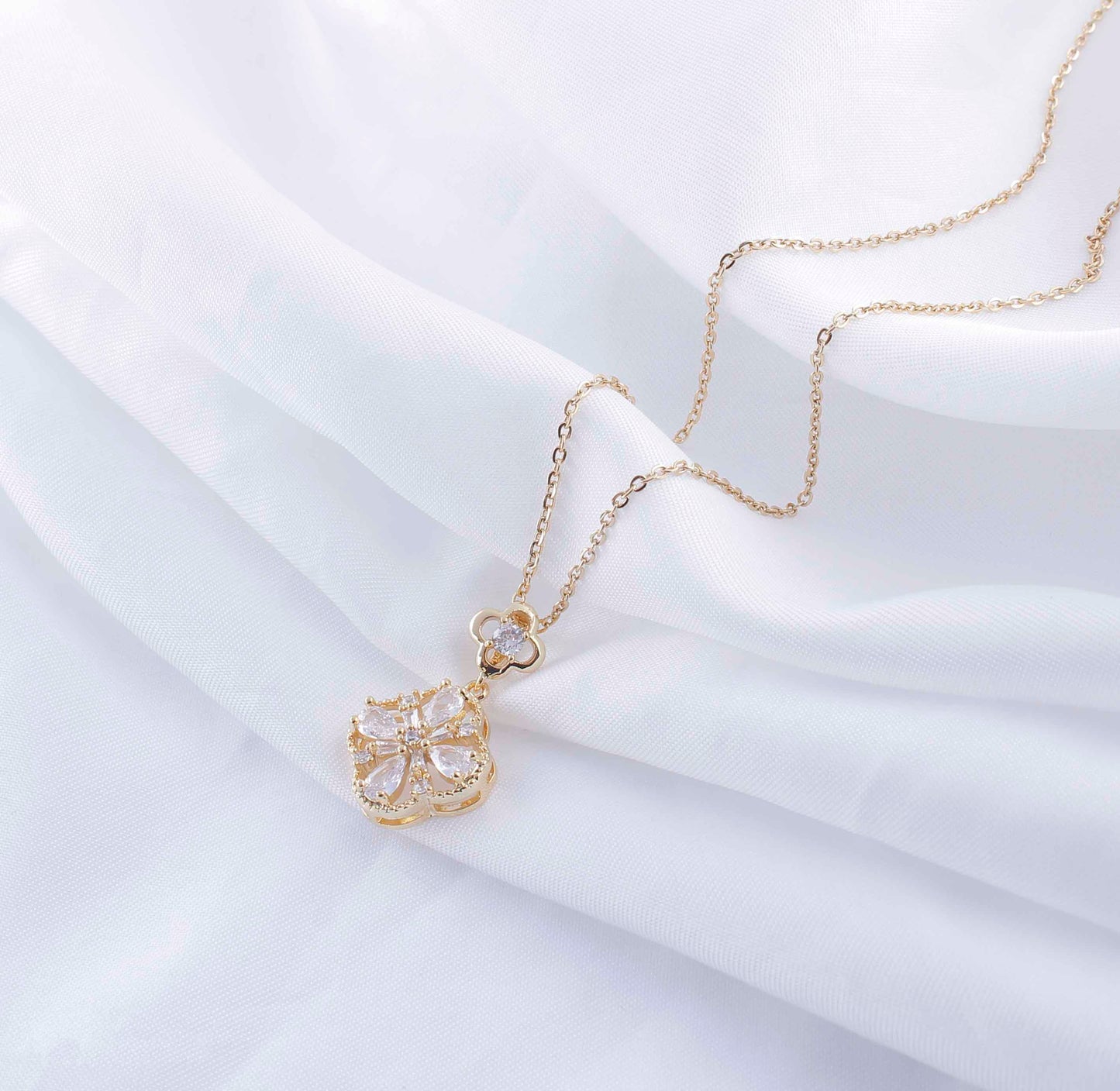 π§‘ Elegant Romantic Flower Zircon Pendant Necklace β Gold Plated Stainless Steel | Dariya Jewelry