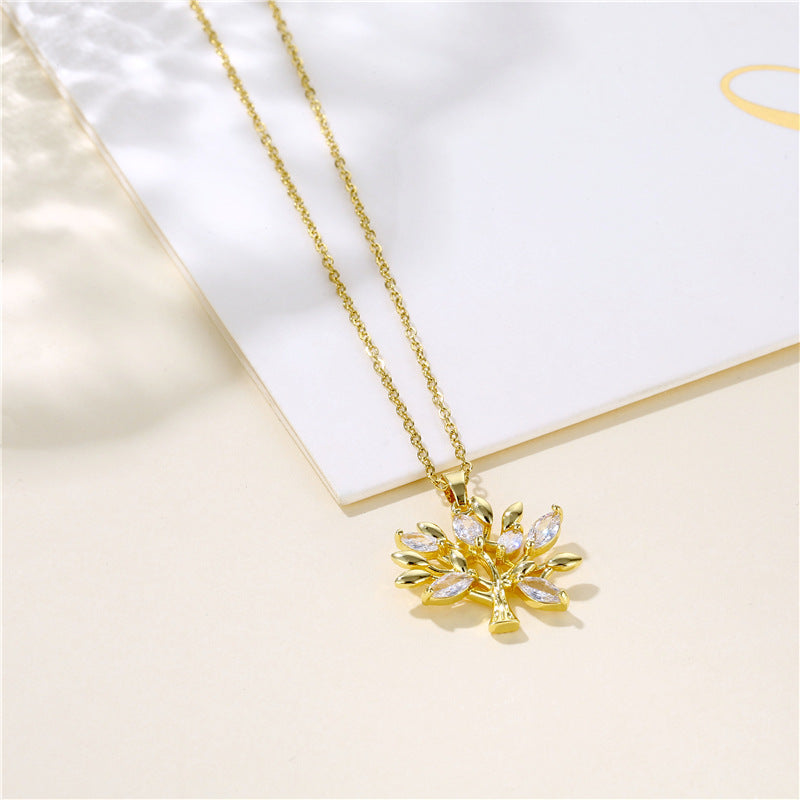 Minimalist Tree Pendant Necklace – Gold-Plated Stainless Steel Elegance