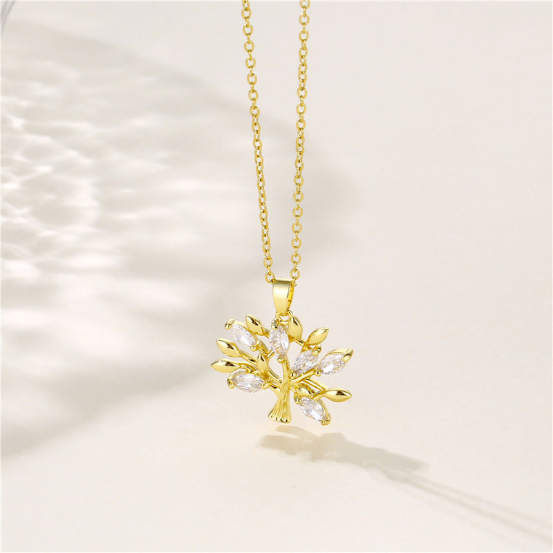 Minimalist Tree Pendant Necklace – Gold-Plated Stainless Steel Elegance
