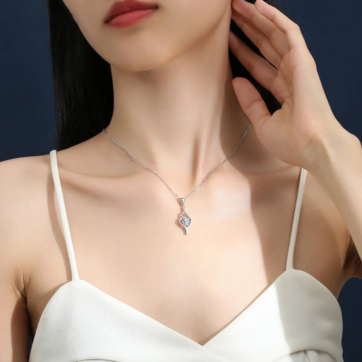 Simple Style Geometric Sterling Silver Pendant Necklace with Moissanite Inlay