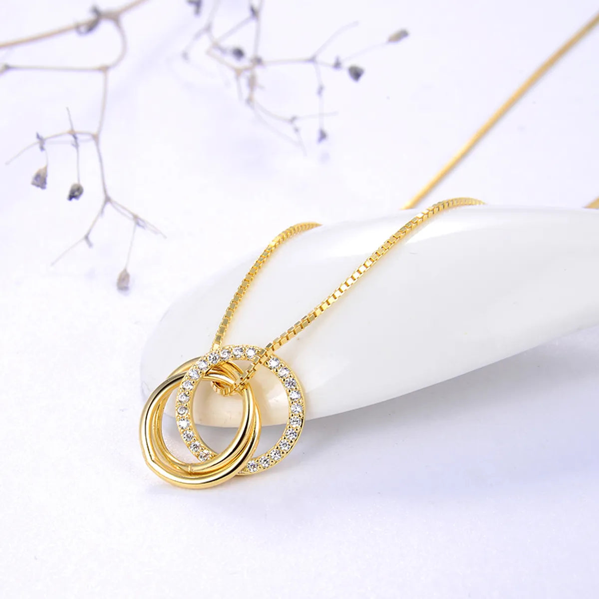 Simple Style Classic O-Shape Zircon Inlay Sterling Silver Pendant Necklace – White Gold Plated