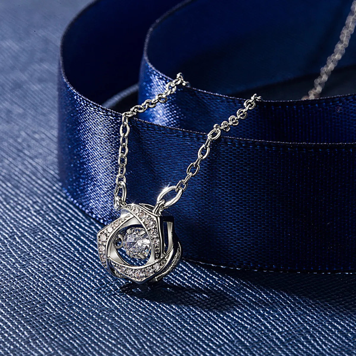 925 Sterling Silver Floral Heart Necklace – Dancing Stone Clavicle Chain | Dariya Jewelry