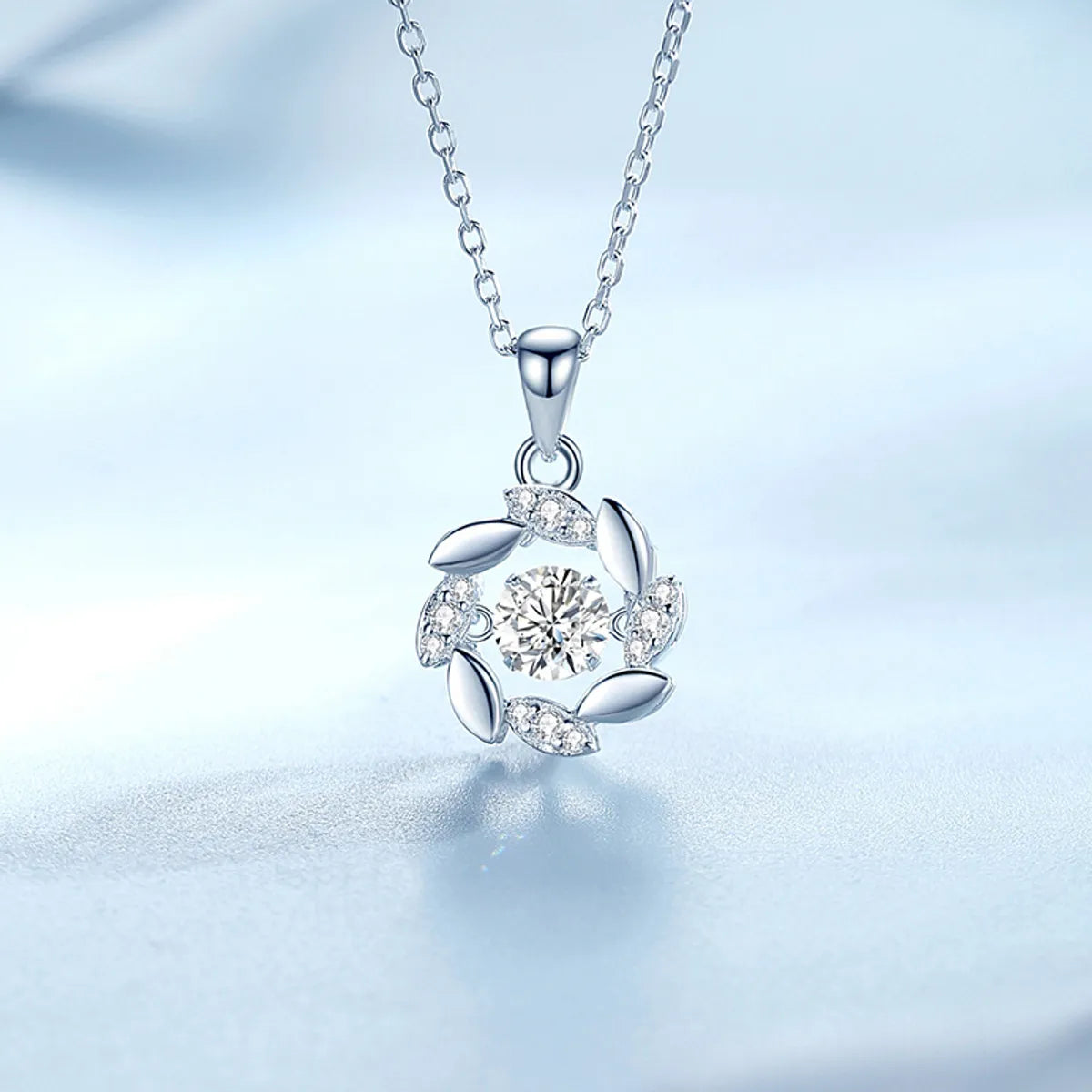 Elegant Moissanite & Zircon Wreath Pendant in 925 Sterling Silver – NDIY91
