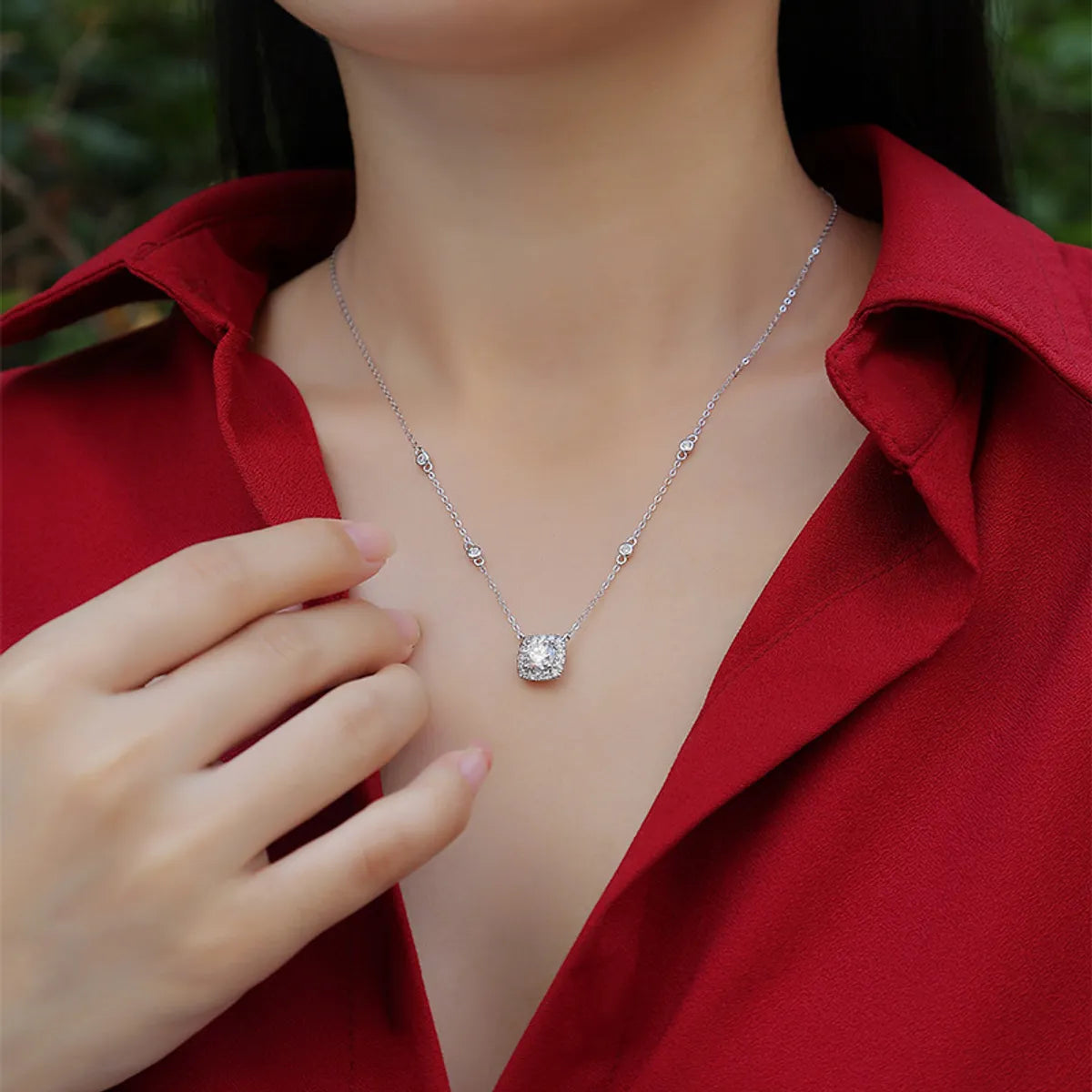 Sterling Silver Moissanite Pendant Necklace – Simple Chic Sparkle | Dariya Jewelry