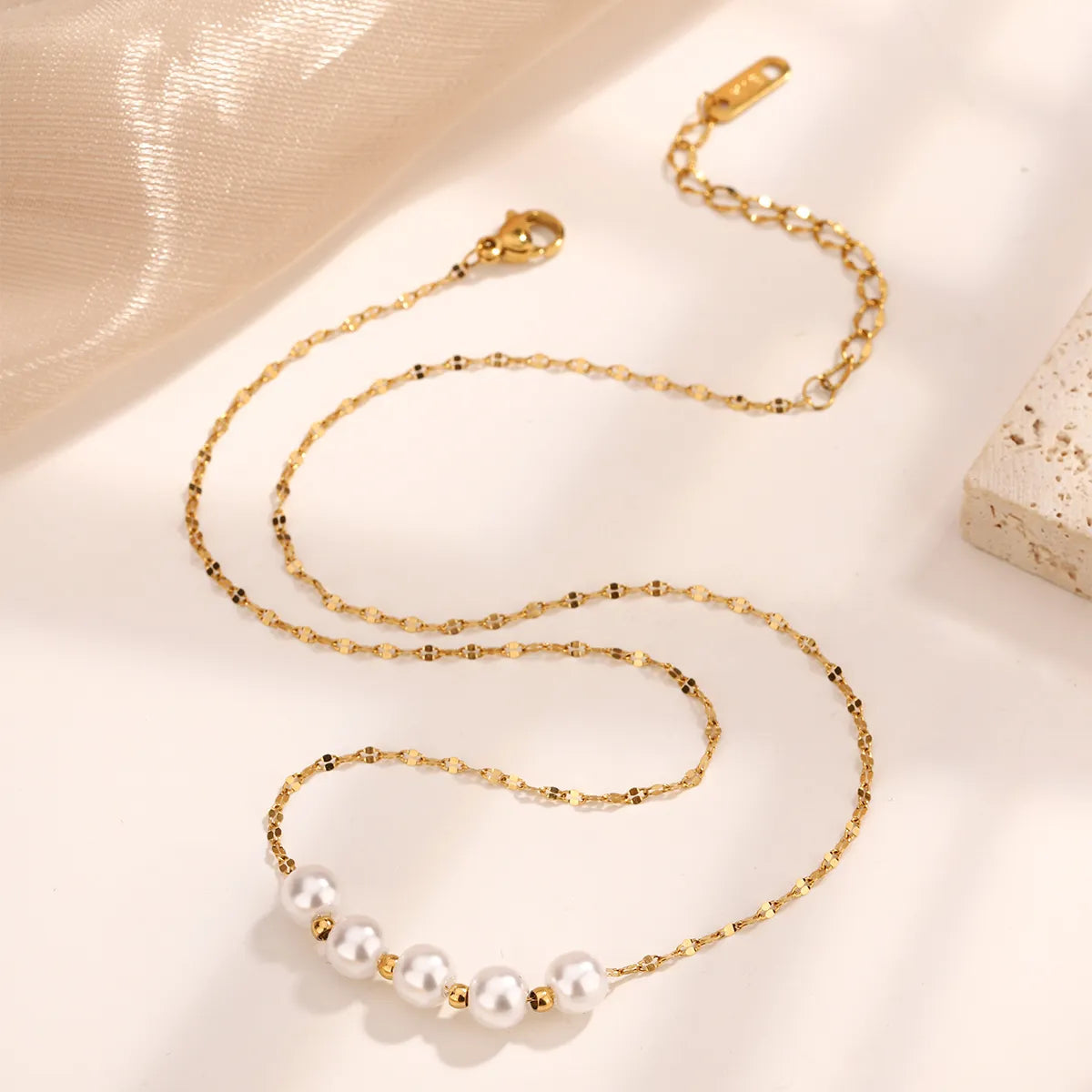 Elegant Gold-Plated Pearl Jewelry Set – Stainless Steel Hoop Earrings & Necklace
