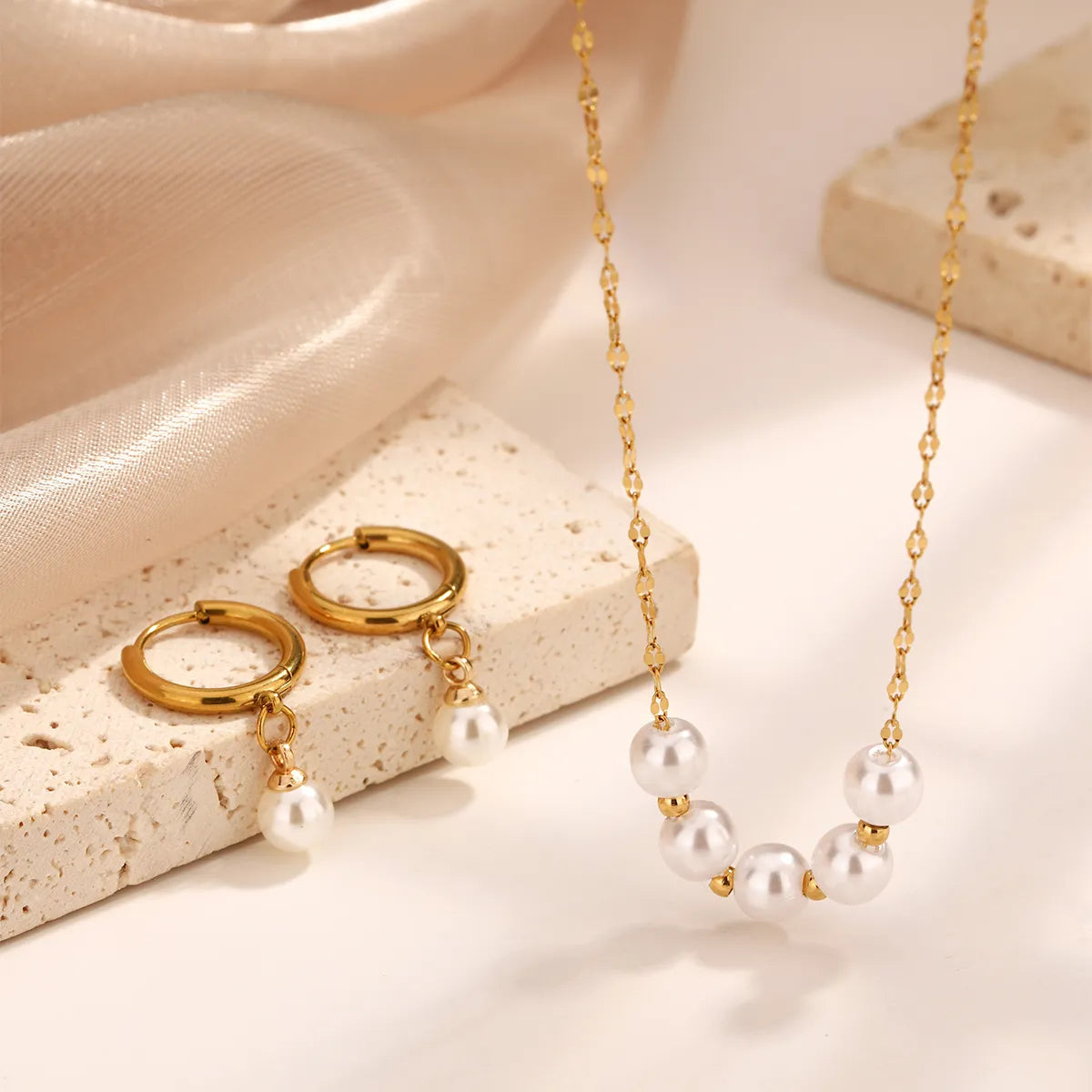 Elegant Gold-Plated Pearl Jewelry Set – Stainless Steel Hoop Earrings & Necklace
