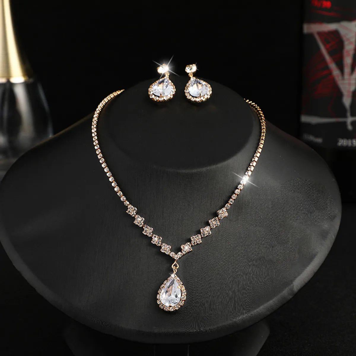 IG Style Shiny Water Droplet Zinc Alloy Rhinestone Jewelry Set – Elegant and Sparkling
