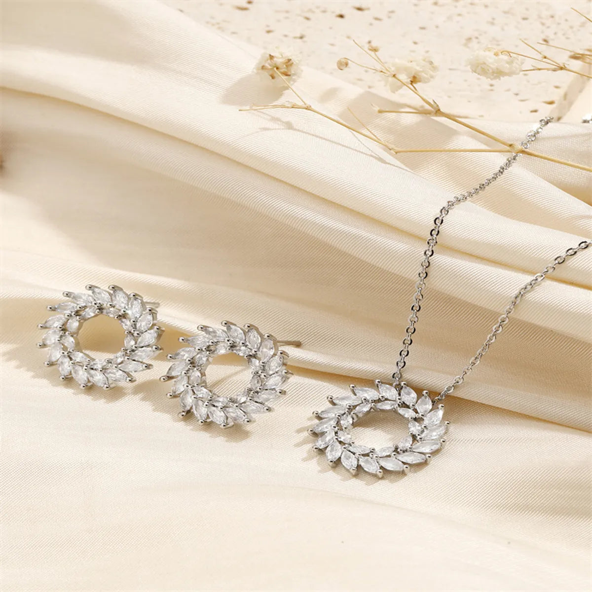 Copper 18K Gold Plated IG Style Shiny Hollow Out Circle Zircon Jewelry Set