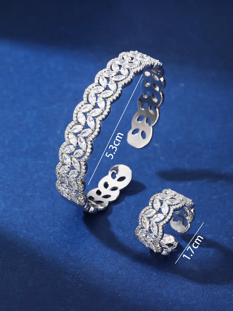 Elegant Silver Leaves Jewelry Set with Zircon Inlay & White Gold Plating – Women's Luxury Set | Dariya Jewelry