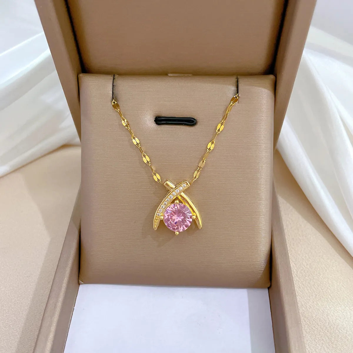 Elegant Zircon Jewelry Set in Gold-Plated Titanium Steel – Necklace & Earrings