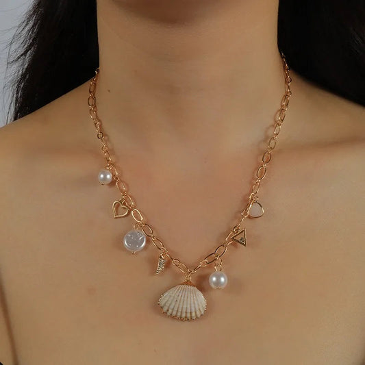 Elegant Gold Shell Charm Necklace – Rhinestone Beach Pendant for Women